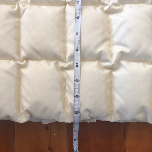 Gap Down Puffer Vest Ivory - Picture 6 of 14